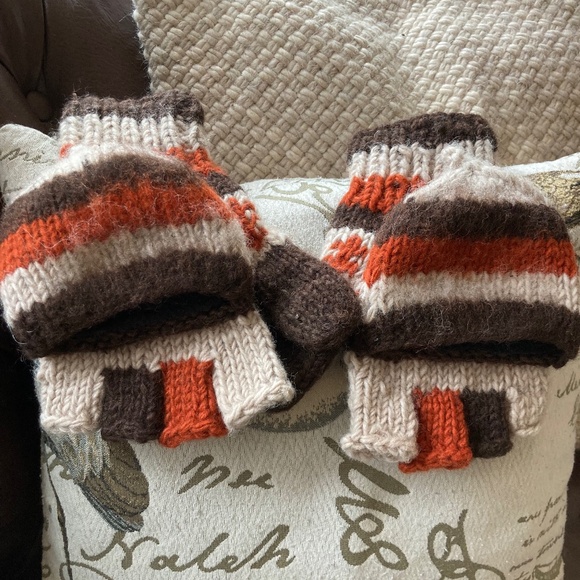 Wool Gloves Mittens Fleece Lining Convertible Handmade in Nepal - Picture 3 of 9